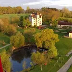 Logis- & Restaurant Le Montligeon La Chapelle-Montligeon