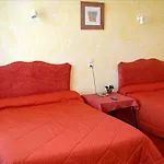 Hotel Logis- & Restaurant Le Montligeon 2*