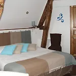 Hotel Logis- & Restaurant Le Montligeon 2*