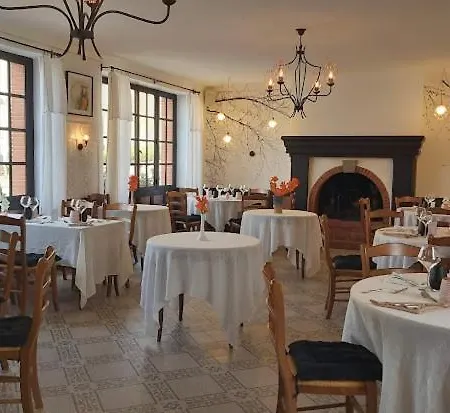 Logis- Hotel & Restaurant Le Montligeon La Chapelle-Montligeon