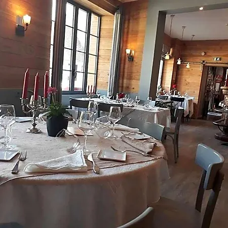 Logis- Hotel & Restaurant Le Montligeon Hotel La Chapelle-Montligeon