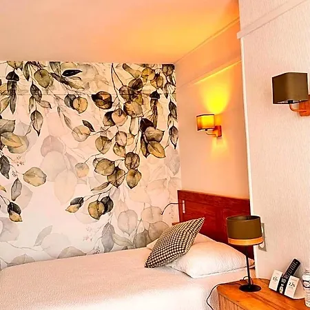 Logis- Hotel & Restaurant Le Montligeon 2* La Chapelle-Montligeon