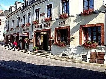 Logis- & Restaurant Le Montligeon 호텔