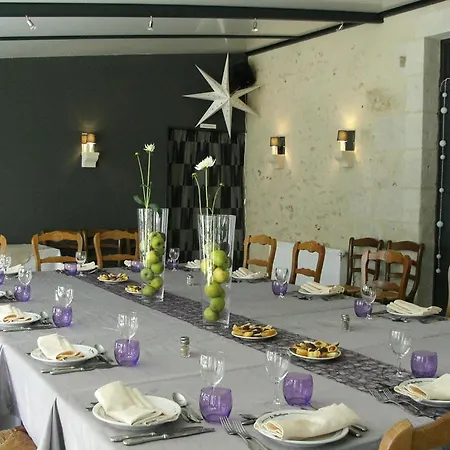 فندق Logis- & Restaurant Le Montligeon La Chapelle-Montligeon