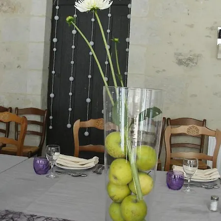 Logis- Hotel & Restaurant Le Montligeon 2*