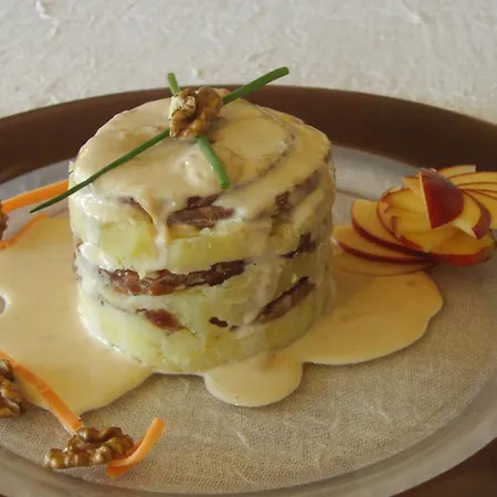 Logis- Hotel & Restaurant Le Montligeon