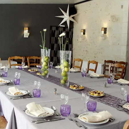 فندق Logis- & Restaurant Le Montligeon