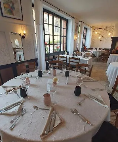 호텔 Logis- & Restaurant Le Montligeon La Chapelle-Montligeon